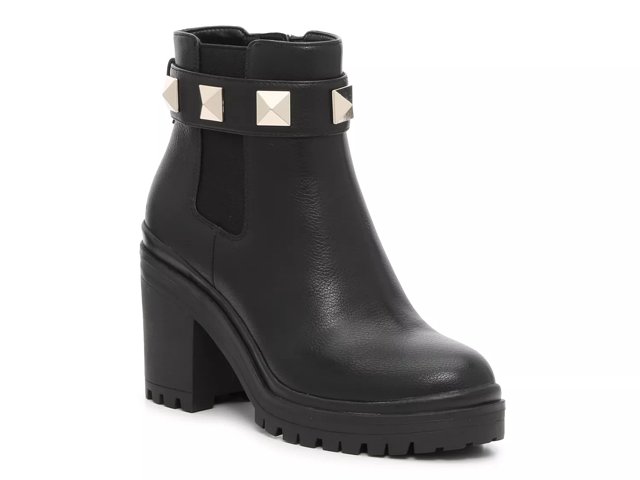 Dsw hotsell studded boots