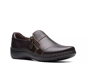 Clarks clogs hot sale dsw