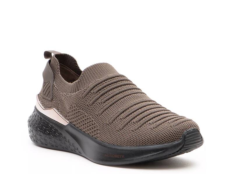 Clarks Cloudsteppers Ezera Walk Slip-On Sneaker - Free Shipping | DSW