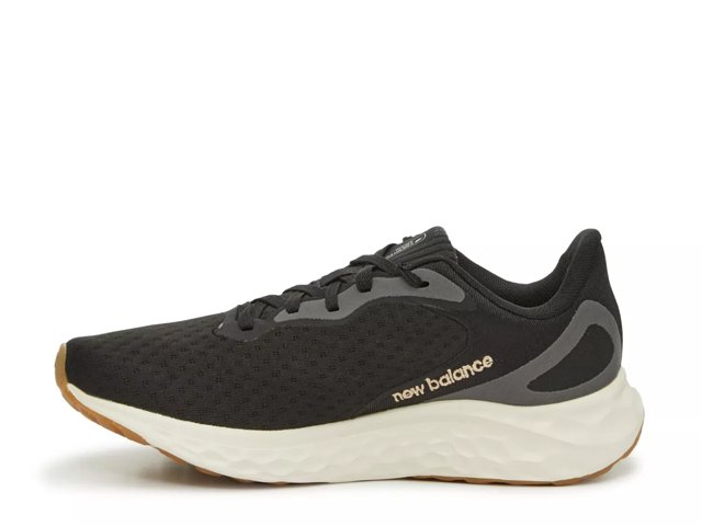 New Balance Fresh Foam Arishi V4 Women s Running Black Size 6.5