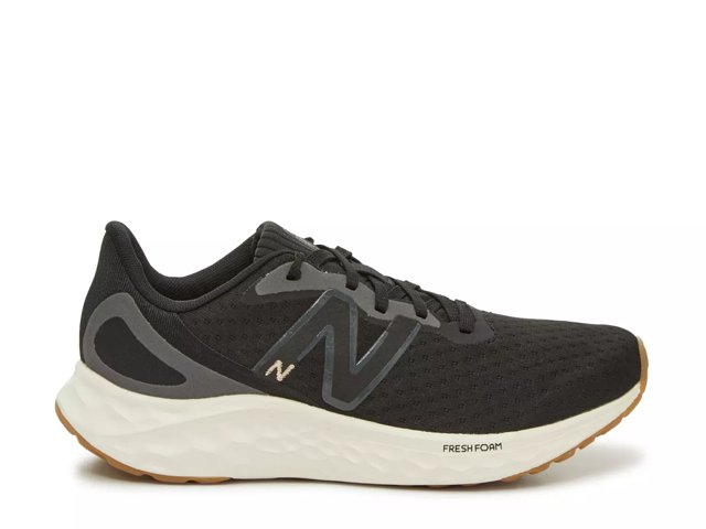 New Balance Fresh Foam Arishi V4 Women s Running Black Size 6.5