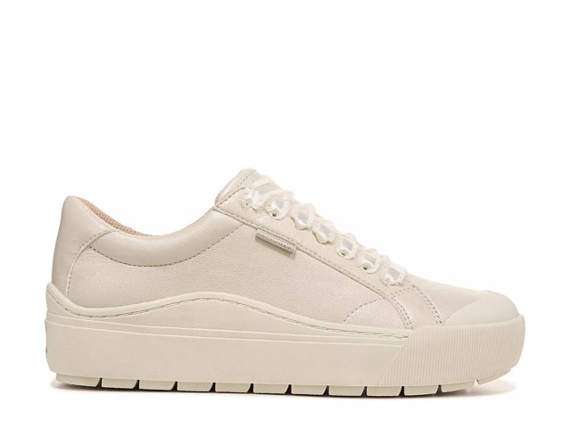 White platform sneakers dsw store