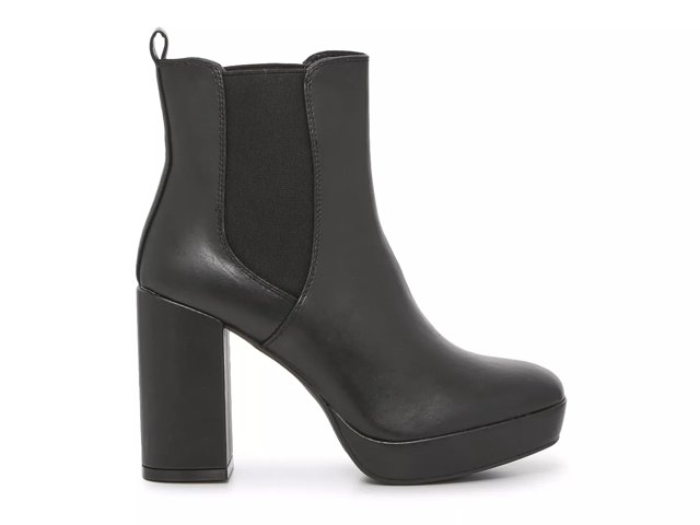 Mia best sale booties dsw