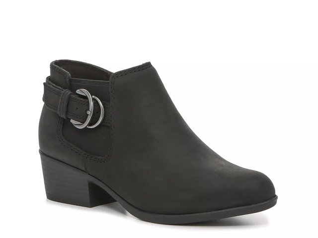 Clarks black 2025 bootie