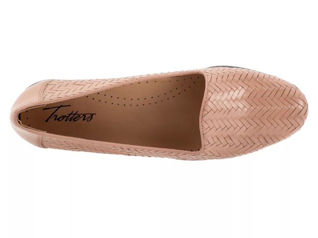 Trotters women's new arrivals liz loafer