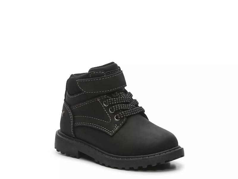 Toddler boy hotsell black timberland boots