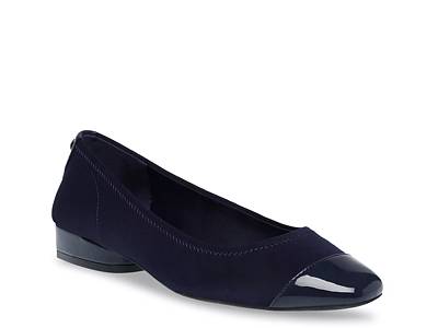 Anne klein pointed toe flats hot sale