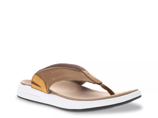 Propet flip flops top