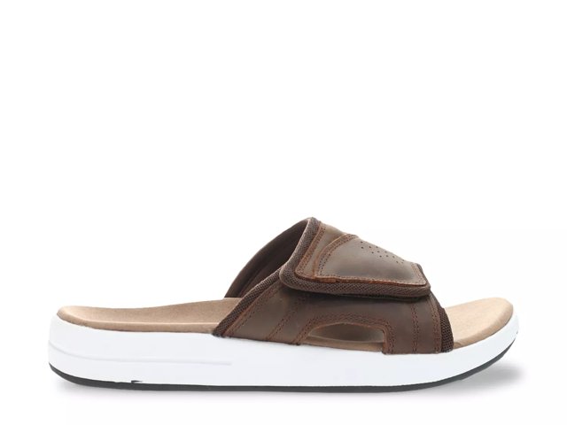 Propet mens flip sales flops