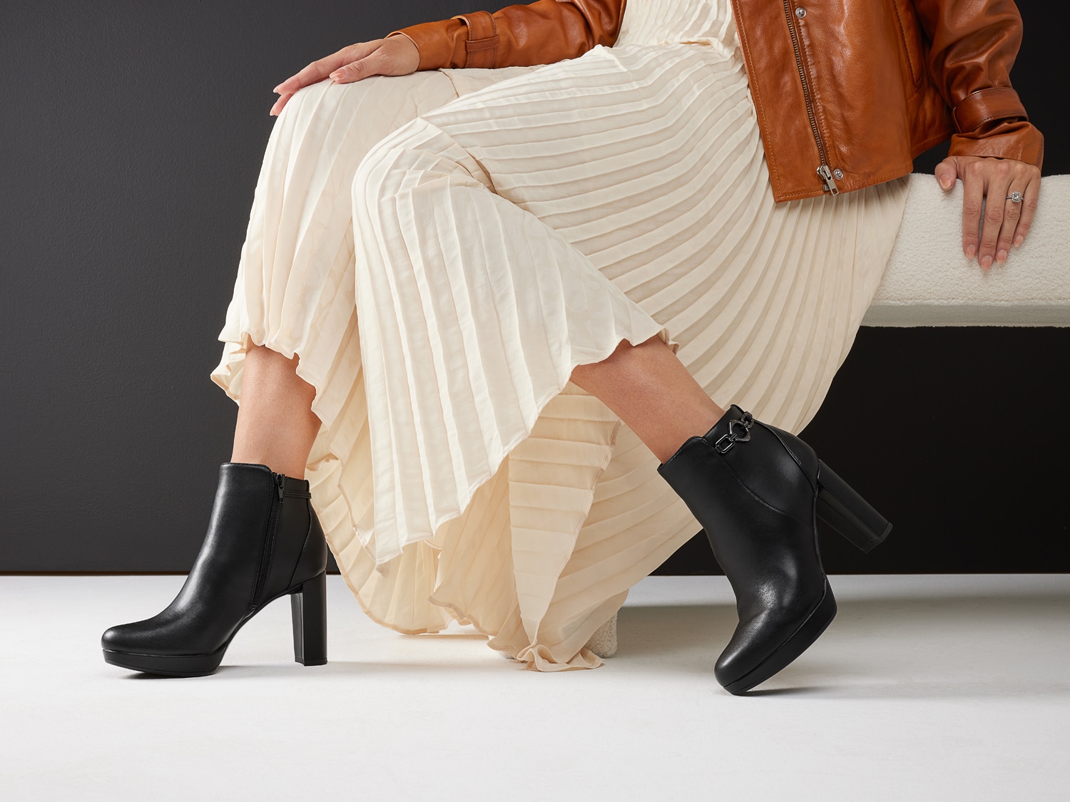 naturalizer platform boots