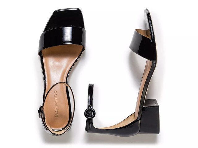Bernardo sandals store dsw