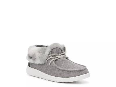 Hey Dude Women's Black Wendy Corduroy Faux Fur Shoe