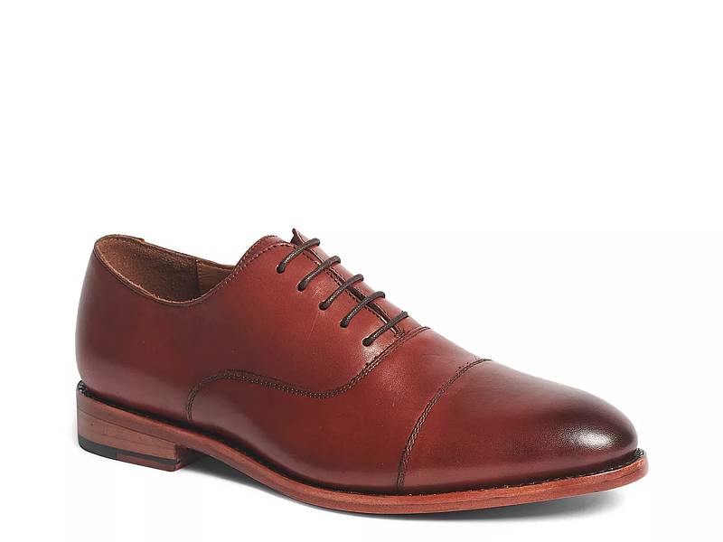 Johnston and murphy hot sale collins cap toe