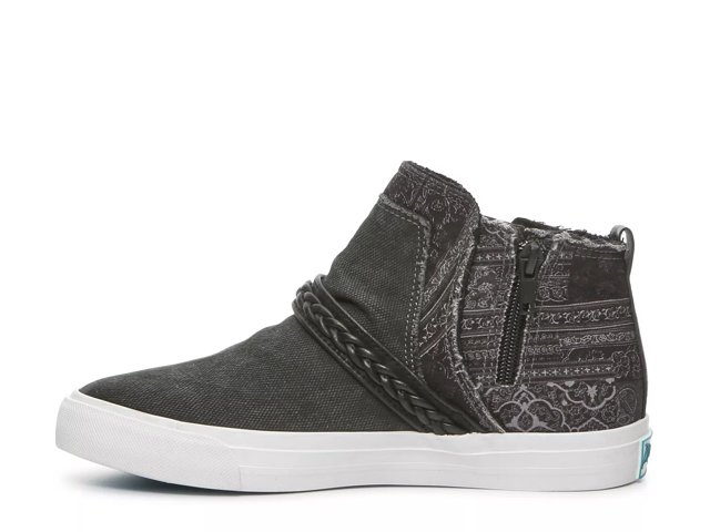 Women's crest zone high on sale top sneakers