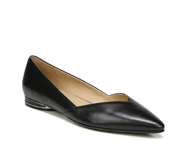Naturalizer black clearance flat shoes