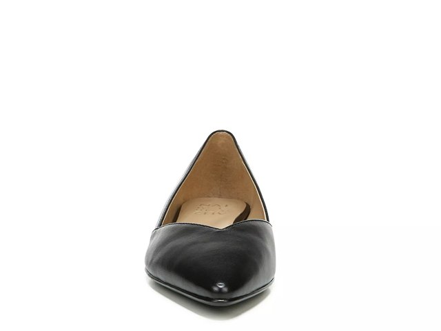 naturalizer havana flat