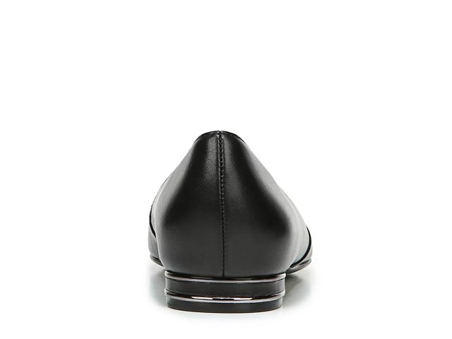 naturalizer havana flat