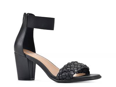 White mountain deals black sandals