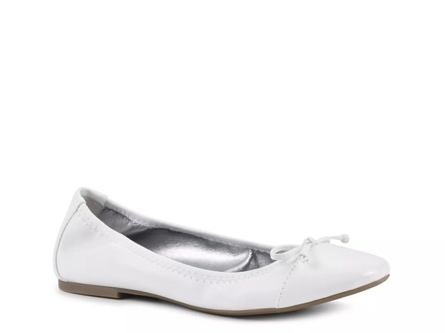 Dsw white flats 2025