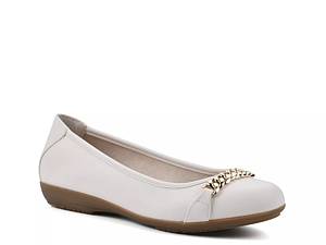 Dsw best sale white flats