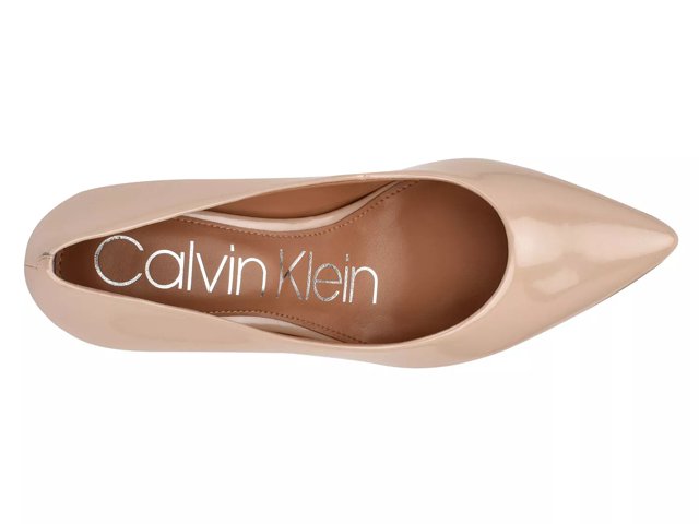Calvin klein gayle pumps desert 2025 sand