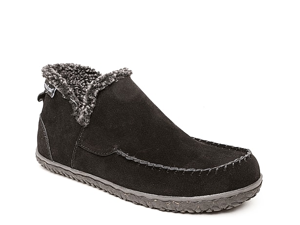 Minnetonka Moccasins | Slippers, Boots & Shoes | DSW