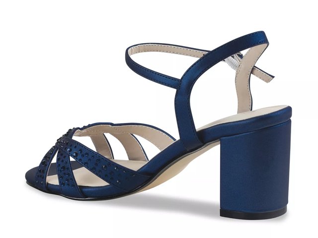 Yvi sandal top