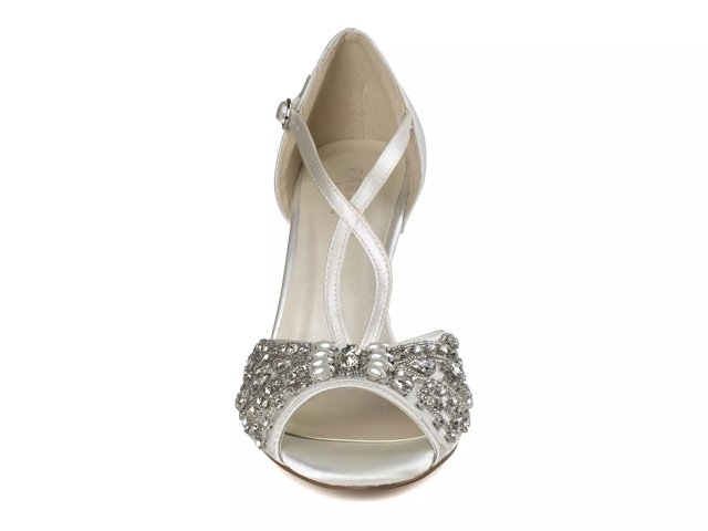 Elin sandal store