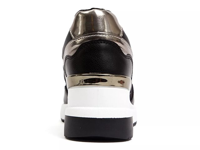 Relax Wedge Sneaker