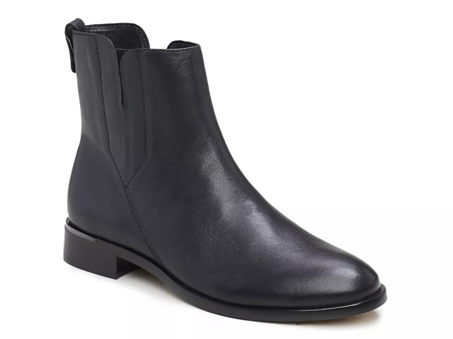 Vince Camuto Okalinra Bootie