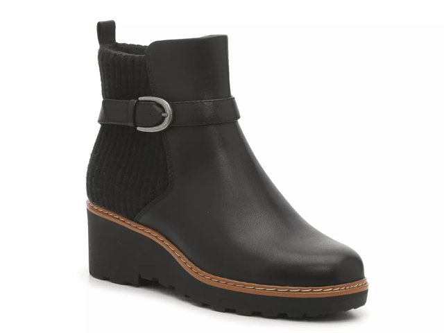 Baretraps wedge sales boots