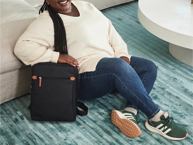 Free backpack dsw store