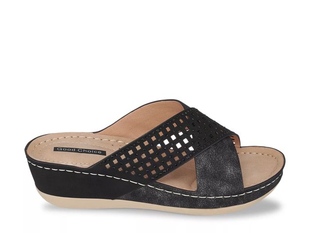 Good Choice Isabella Sandal | DSW