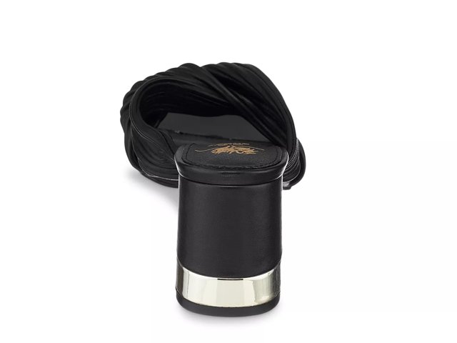 Dara slide sales sandal marc fisher