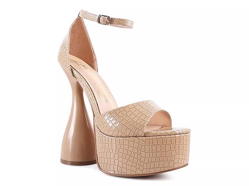 Bowers Platform Sandal In Sheer Almond