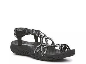 Hiking best sale sandals dsw