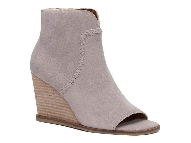 Peep toe wedge outlet booties