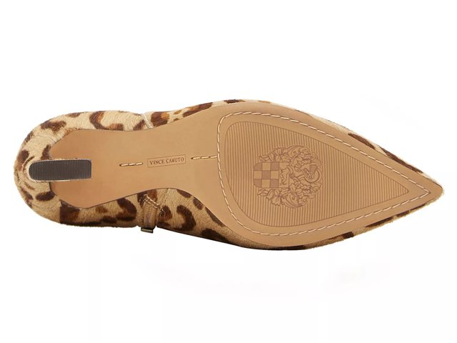 Vince camuto leopard print shoes sale