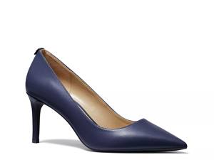 Navy retailer pumps dsw