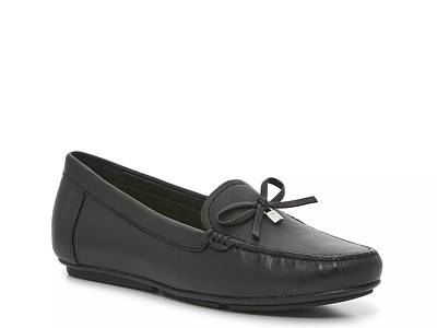 Michael kors patent leather on sale loafers