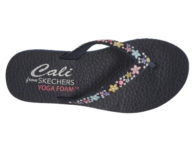 Skechers yoga foam flip flops uk hot sale
