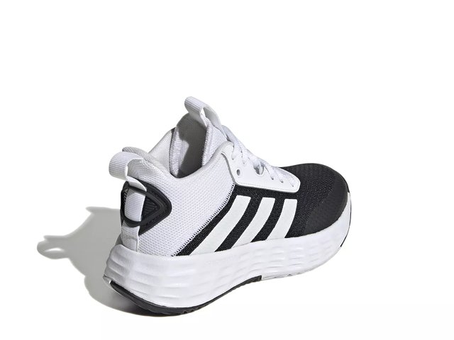 adidas men's daily 2.0 basketball shoes