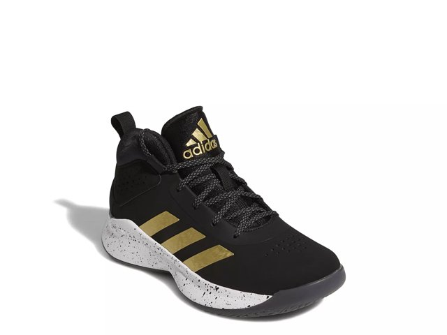 Wide basketball sneakers hotsell