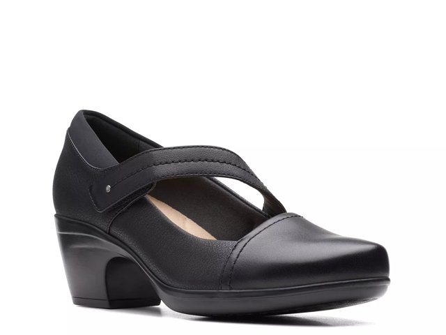 Clarks mary jane online pumps