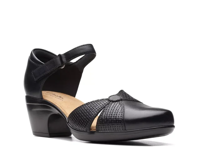 Clarks pumps dsw hotsell