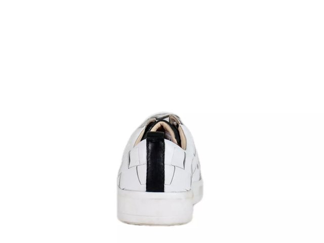 Yuli Ana Sneaker