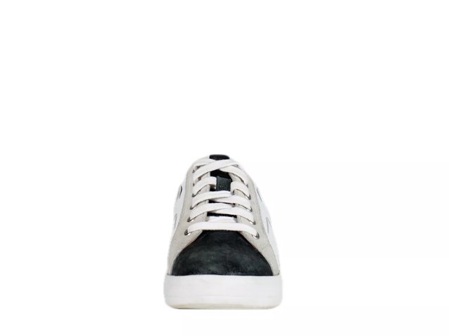 Yuli Ana Sneaker