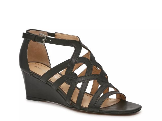 Adrienne vittadini black wedges hotsell
