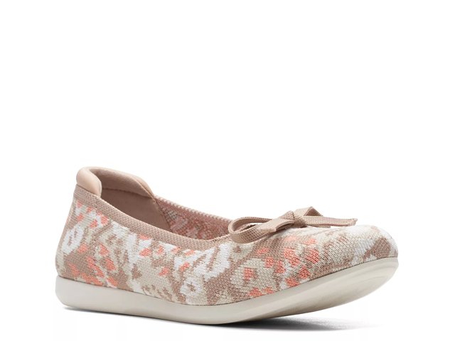 Clarks flats clearance dsw