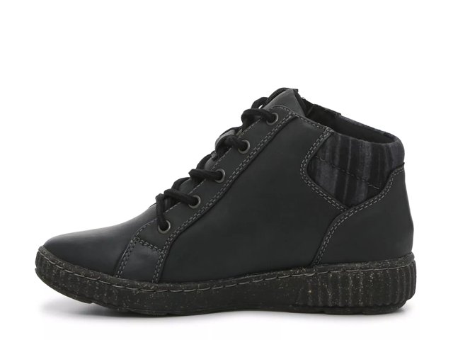 Clarks nikki park boots black top